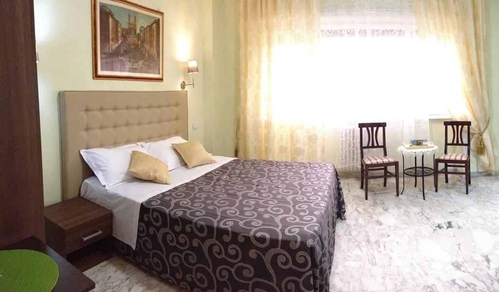 Vatican Golden Rooms Roma Quarto foto